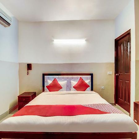 Oyo 28461 Royal Stay Inn Delhi  Bagian luar foto
