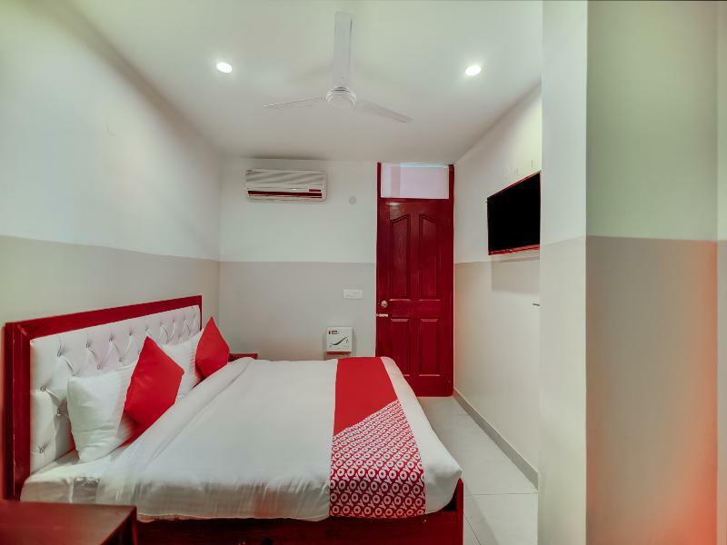 Oyo 28461 Royal Stay Inn Delhi  Bagian luar foto